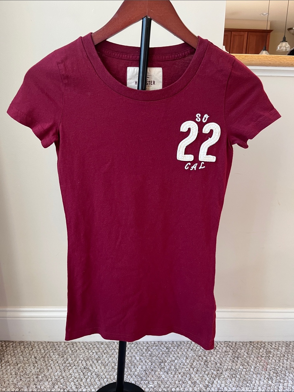 Hollister Tee Vintage y2k - Burgundy Crew Neck - So Cal Newport NWT!!!